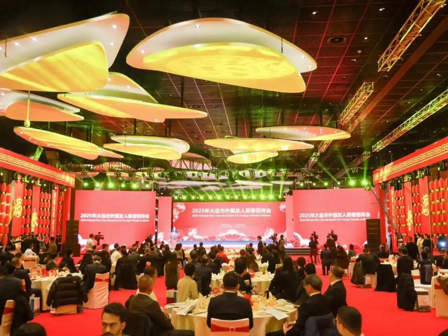 尊龙凯时外籍专家荣获“2025大连优异引智项目专家”奖